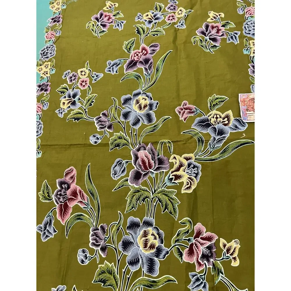Floral Textiles Tablecloth Runner Cover Retro Motif Batik Art 46 x 37”
